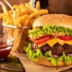 Hamburger yapımında hangi malzemeler kullanılır