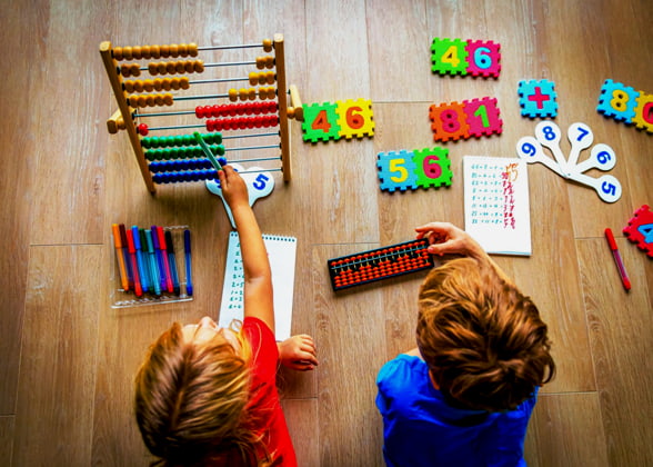 Çocuklar için evde yapılabilecek eğitici etkinlikler nelerdir